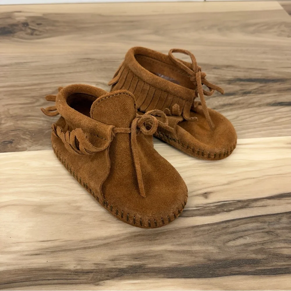 Minnetonka Tan Kids Moccasins